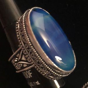 Big and bold oblong blue ring, size 7.3